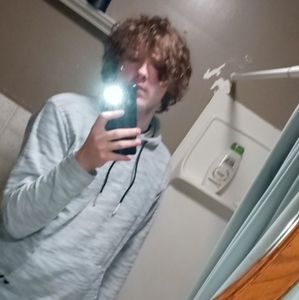 Meet your Posher, Ithan